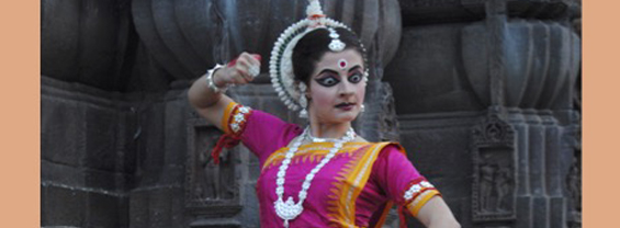 MAHA SHAKTI Rappresentazioni femminili nel teatro-danza Odissi immagine decorativa